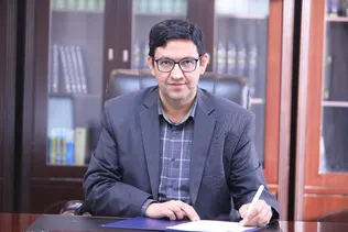 پایداری آموزش در بحران‌ها؛ راز چهار دهه تمایز دانشگاه آزاد/ واحد الکترونیکی چگونه به زیرساخت ملی تبدیل شد؟