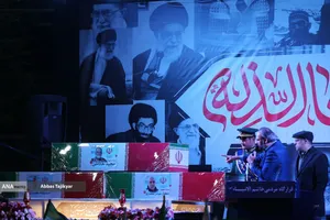 اجتماع مردمی در حمایت از رزمندگان اسلام و وداع با سردار شهید خادمی