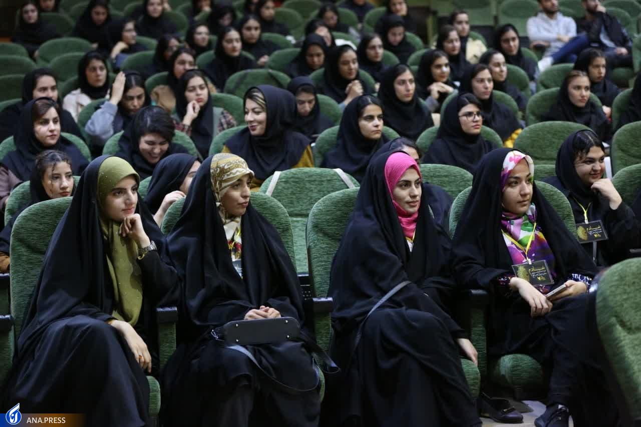استقبال از ۴۰۰ نودانشجوی رشته‌ علوم پزشکی دانشگاه آزاد کرمانشاه