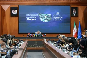 نشست خبری محمدرضا ظفرقندی، وزیر بهداشت، درمان و آموزش پزشکی