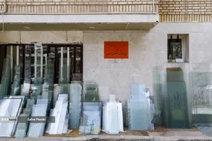 دست&zwnj;هایی که می&zwnj;سازند