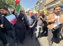 وفاداری ملت، مسئولیت مضاعف حکمرانی برای خدمت بی‌وقفه را رقم می‌زند/ سه‌گانه مقاومت، حضور مردم و پشتیبانی دولت، پیروزی بر دشمن را رقم زد