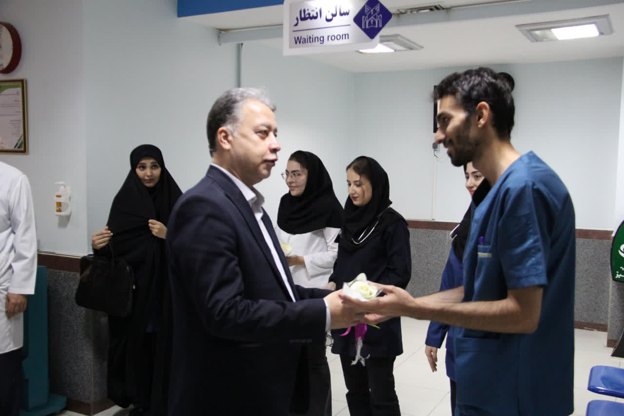 خیّرین حوزه درمان و سلامت یاوران بی‌منت حوزه سلامت و تسکین آلام بیماران هستند