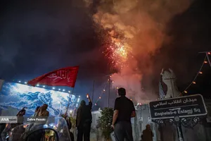 دویستمین شب اجتماع