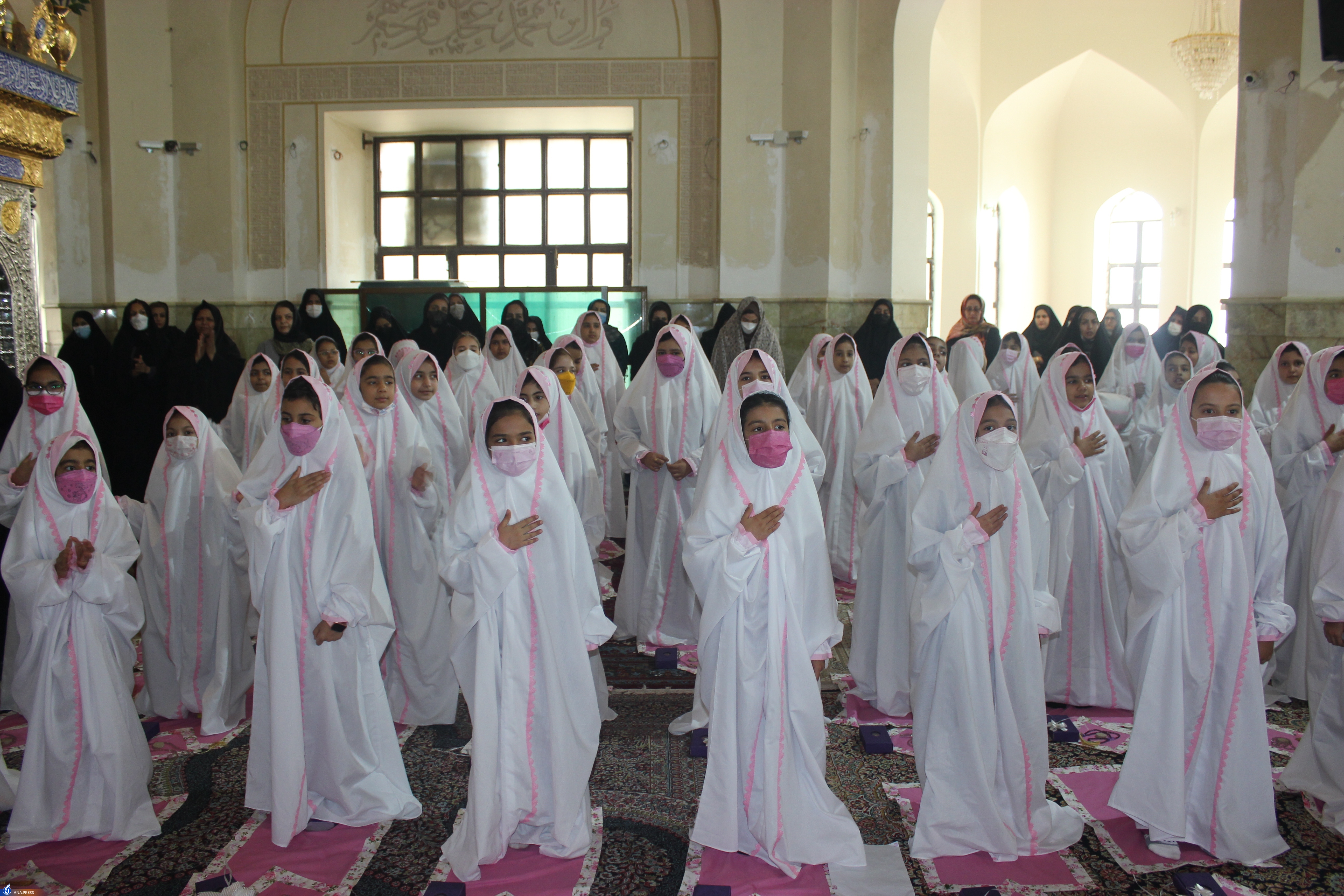 جشن دختران سمایی در میهمانی بندگی معبود