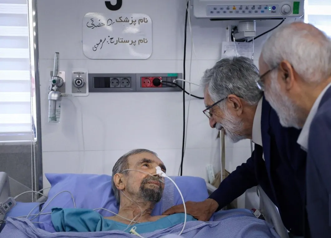 عیادت
موسوی گرمارودی