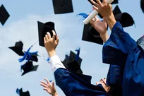 بیکاری ۱۰.۶ درصدی فارغ‌التحصیلان در تابستان ۱۴۰۴؛ چالشی که مهارت‌های نرم را هدف گرفت