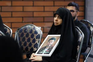 یادمان شهدای دبستان شجره طیبه میناب و شهدای دانشگاه آزاد اسلامی
