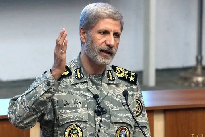 امیر حاتمی