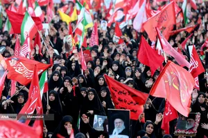 تشییع پیکر مطهر امام مجاهد شهید در شهر مقدس قم