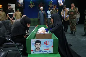 مراسم وداع با پیکر شهید علی اکبر گندمی