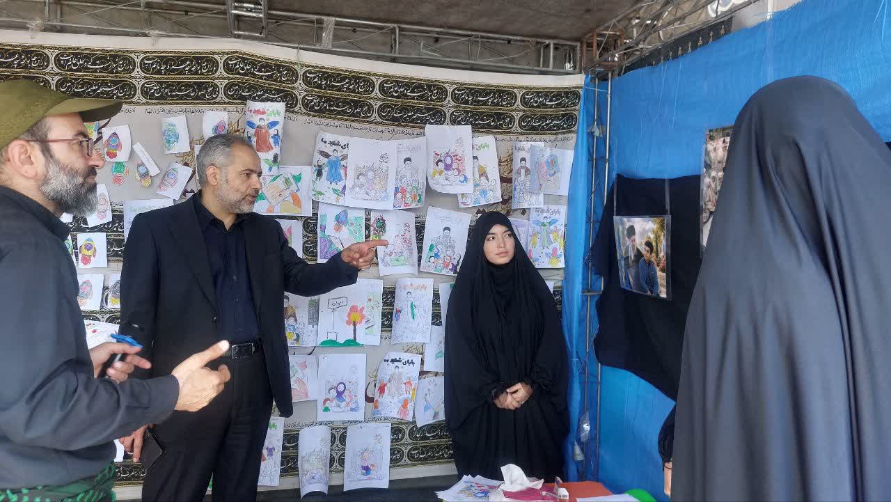 تجدید میثاق دانشگاهیان علوم و فناوری پردیس با آرمان‌های امام شهید در موکب‌های استقبال از زائران