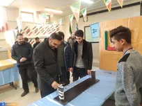 گشایش نمایشگاه رویش و حرکت در مجتمع سمای ارومیه