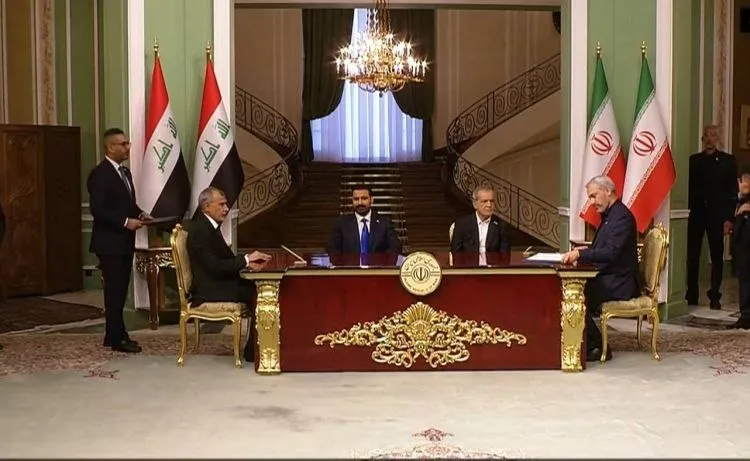 علی فالح الزیدی
نخست وزیر عراق
