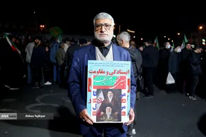 اجتماع مردمی در حمایت از رزمندگان اسلام