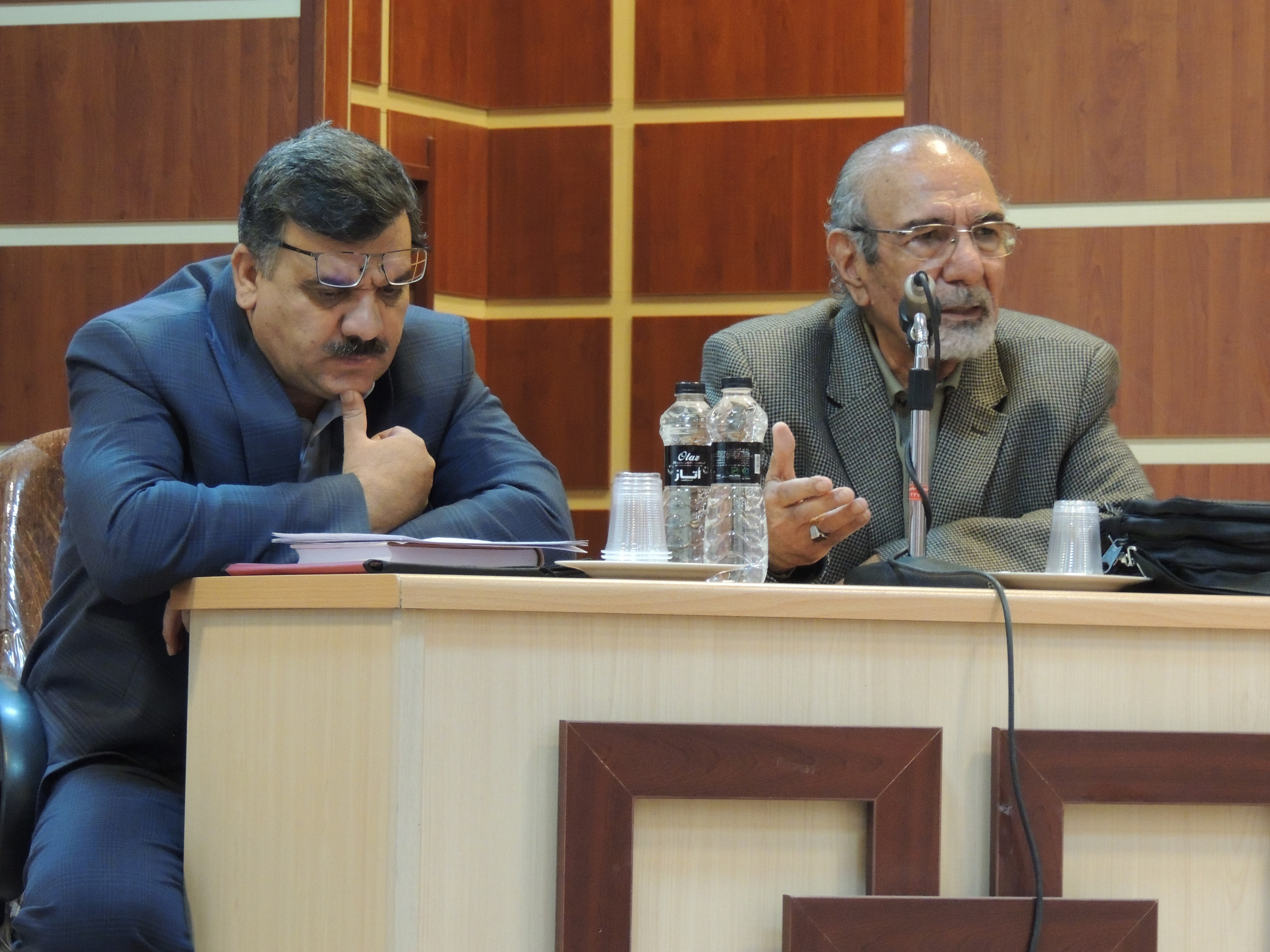 بررسی جایگاه ابوالفرج رونی در گذار شعر فارسی از سبک خراسانی به عراقی