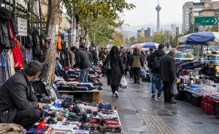 بزرگترین جمعه بازار تهران کجاست؟ معرفی بازار دستفروشان تهران
