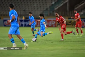 دیدار تیم&zwnj;های فوتبال پرسپولیس - چادرملو
