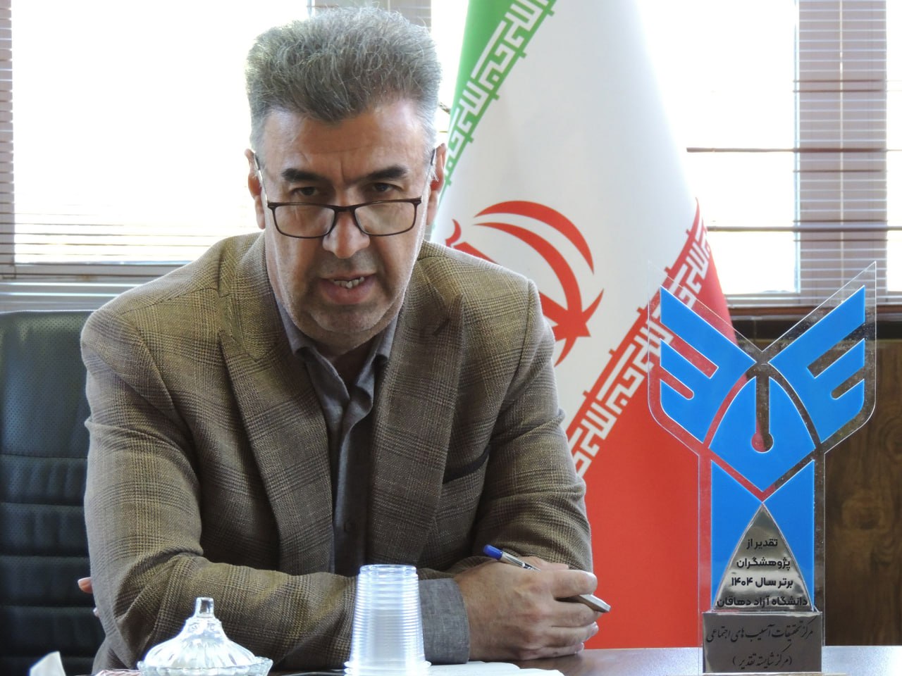 درخشش دانشگاه آزاد دهاقان در عرصه پژوهش؛ برترین‌های پژوهشی معرفی شدند