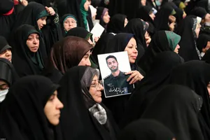 دیدار اقشار مختلف مردم در سالروز مبعث پیامبر اعظم (ص) با رهبر معظم انقلاب