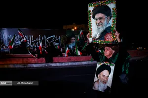 اجتماع مردمی در خونخواهی امام شهید امت - میدان انقلاب