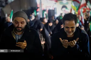 اقامه نماز استغاثه به امام زمان زمان(عج) - میدان ولیعصر (عج)
