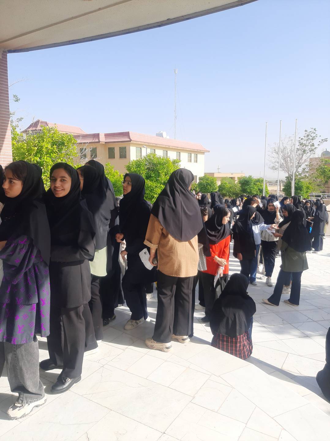 رقابت داغ داوطلبان کنکور ۱۴۰۴ در واحدهای دانشگاه آزاد2