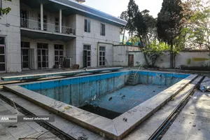 حمله اسرائیل به سفارت سابق آمریکا در تهران و تخریب ساختمان محل اقامت و دفتر کار ویلیام سالیوان آخرین سفیر ایالات متحده آمریکا در ایران