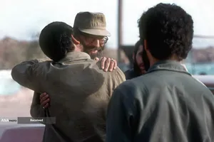  مجاهد خستگی&zwnj;ناپذیر - رهبر شهید امام خامنه&zwnj;ای 