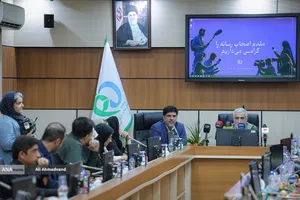 نشست خبری مهدی پیرصالحی رئیس سازمان غذا و دارو