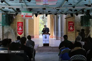 گردهمایی هنرمندان بسیجی به مناسبت هفته هنر و قدردانی از رزمندگان اسلام
