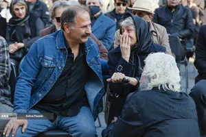 مراسم تشییع پیکر عنایت بخشی 