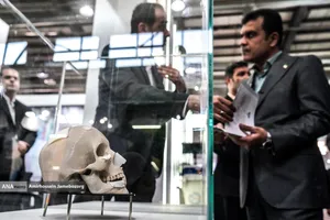 بازدید حسین افشین معاون علمی، فناوری و اقتصاد دانش بنیان رئیس جمهور از شانزدهمین نمایشگاه فناوری نانو