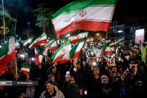 اجتماع مردمی در خونخواهی امام شهید امت - میدان امامت
