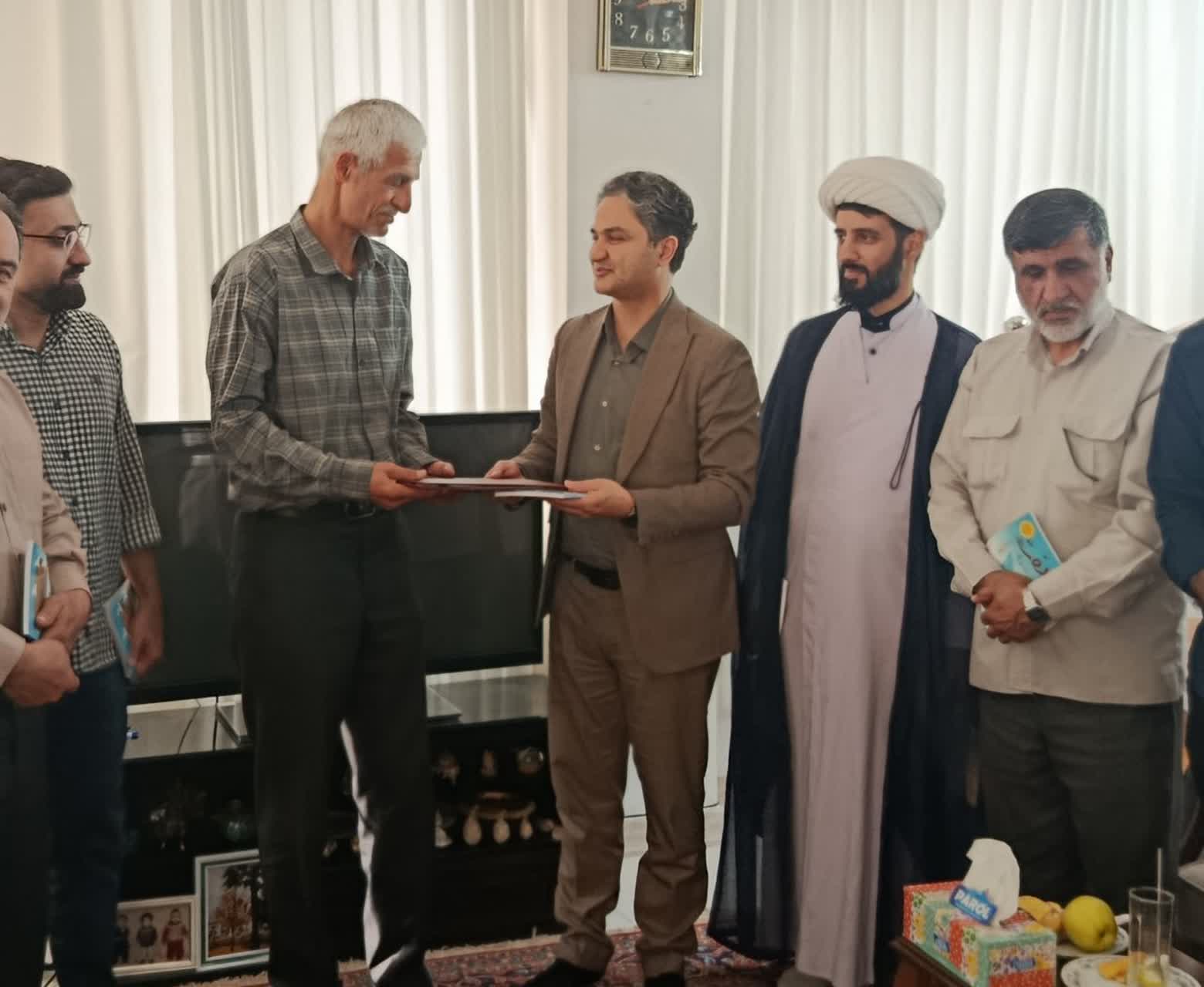 دشمن بعثی دنبال ایجاد ناامیدی و سستی بین رزمندگان بود، اما با وحدت و همدلی آزادگان پاسخ گرفت