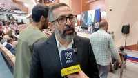 باید داغ مظلومیت شهدای دانش‌آموز میناب را به جهانیان نشان دهیم