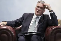 مردم انگلیس خواستار کناره گیری نخست وزیر هستند