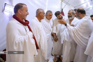 بازدید از بیمارستان صحرایی و کاروان جانبازان