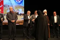تقدیر از عوامل مستند «ایستاده در کنار تیمز»/ شهید صنیع‌خانی؛ فرماندهی که چرخ‌های سنگین ترابری سپاه را در دفاع مقدس به حرکت درآورد