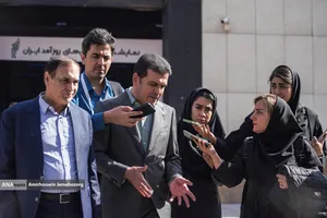 بازدید حسین افشین معاون علمی، فناوری و اقتصاد دانش بنیان رئیس جمهور از شانزدهمین نمایشگاه فناوری نانو