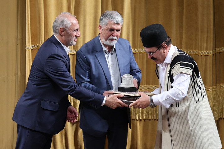 نکوداشت روز فردوسی و ادبیات فارسی