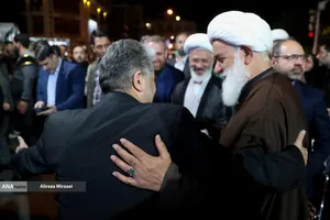 اجتماع خانواده دانشگاه آزاد اسلامی در تجدید بیعت با رهبر انقلاب