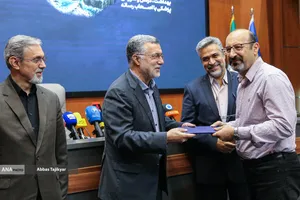 نشست خبری محمدرضا ظفرقندی، وزیر بهداشت، درمان و آموزش پزشکی