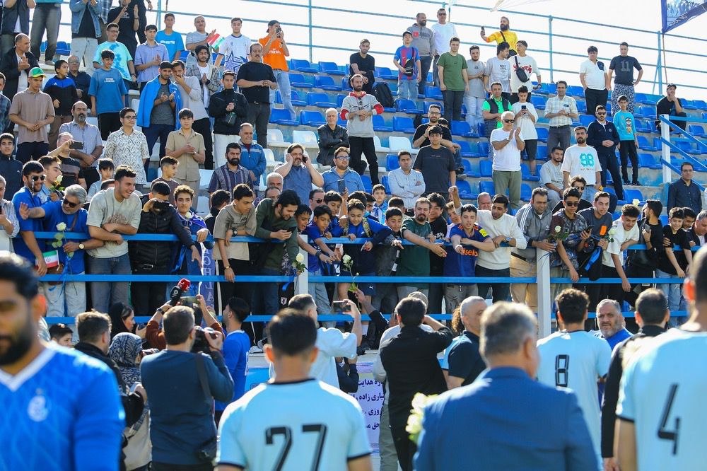 برگزاری تمرین استقلال با چاشنی کارتون فوتبالیست ها!/ ادامه غیبت 3 بازیکن و خارجی ها+تصاویر