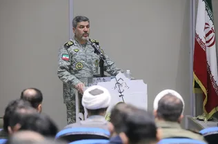 سخنگوی ارتش: شناور‌های آمریکایی جرأت نزدیک شدن به سواحل ایران را ندارند