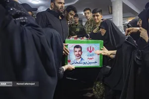 وداع با پیکر بسیجی شهید حسین یوسفخانی