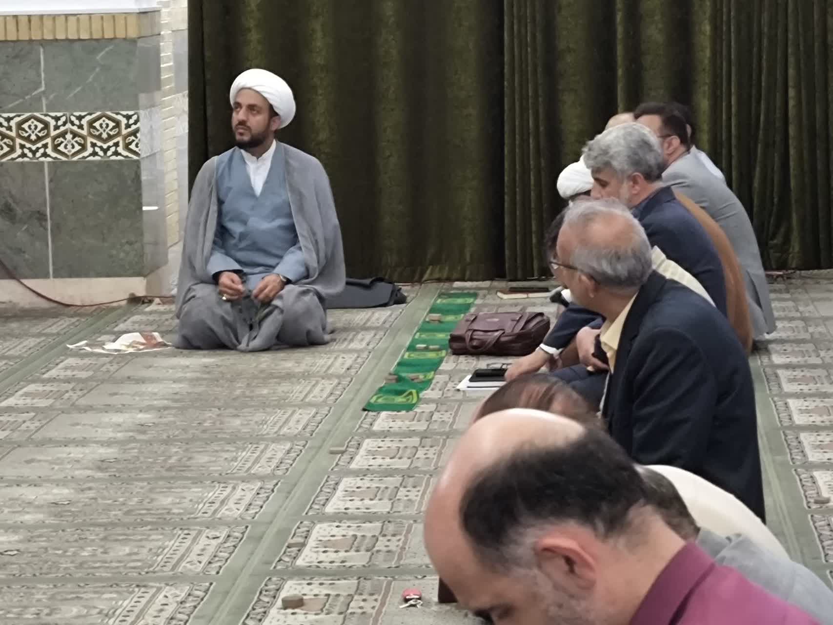 سکوت نخبگان می‌تواند زمینه‌ساز گسترش آسیب‌های اجتماعی شود