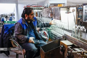 کارخانه شیشه