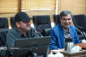 دیدار جمعی از اساتید آزاده با قائم مقام دانشگاه آزاد اسلامی