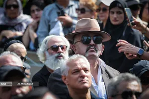 تشییع پیکر زنده&zwnj;یاد &laquo;اکبر عبدی&raquo;
